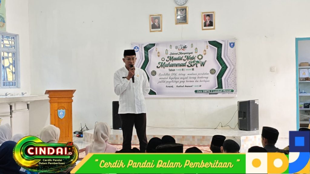 Kepala SMPN 2 Lembah Rewak Buka Lomba Azan dan Selawat Antar Kelas Sambut Maulid Nabi